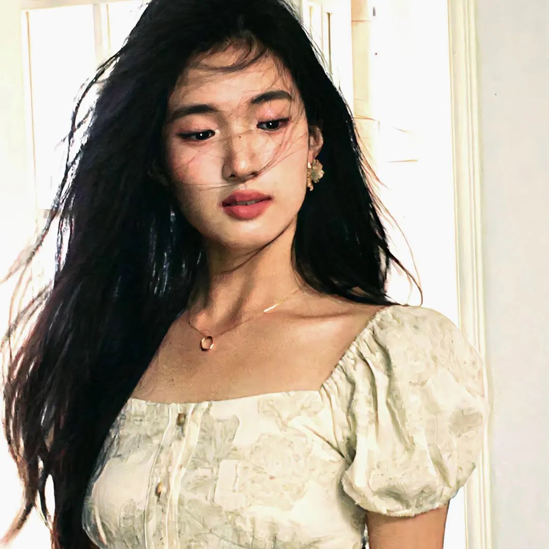 想哭的我戴上了猫的面具